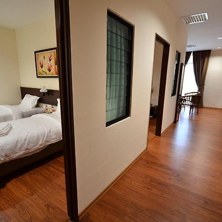 906 Riverside Hotel Malacca Екстериор снимка