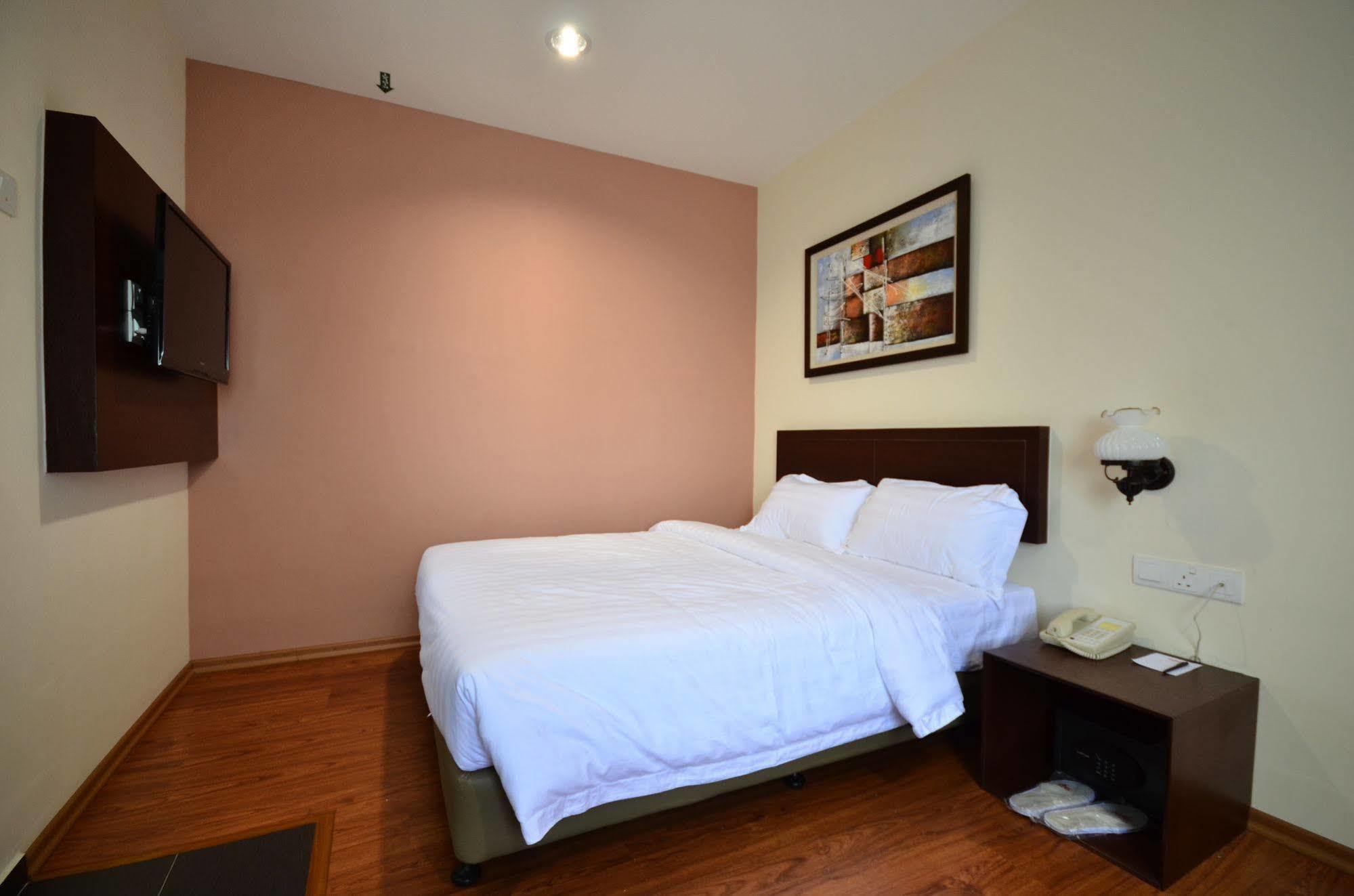 906 Riverside Hotel Malacca Екстериор снимка